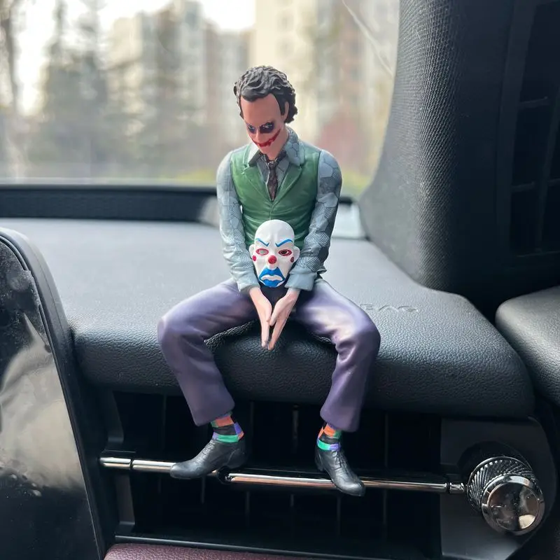 مجسمات جوكر هيث ليدجر بوضعية ا - مراجعة Car Accessories Joker وسعره