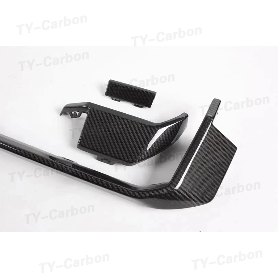 شريط ناشر خلفي من ألياف الكربو - مراجعة Car Accessories Lipa وسعره